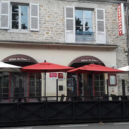 Logis Du Parc-restaurant - Le Rouget De Lisle ホテル